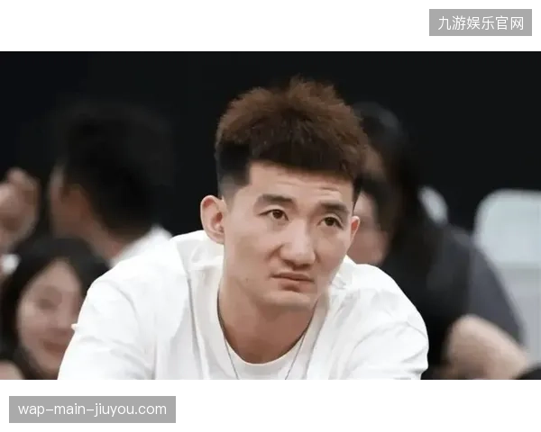 孙铭徽伤愈后盘活全队,广厦队客场防守坚韧度经历季后赛级别考验 孙铭徽伤愈后盘活全队,广厦队客场防守坚韧度经历季后赛级别考验